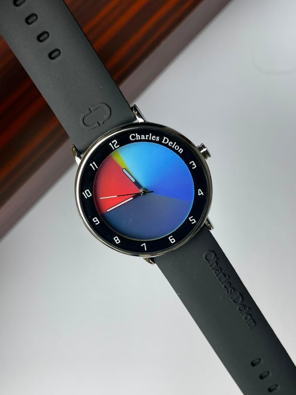 Charles Delon Magical Dial Watch - Elegant Design and Precision Timing — image 1