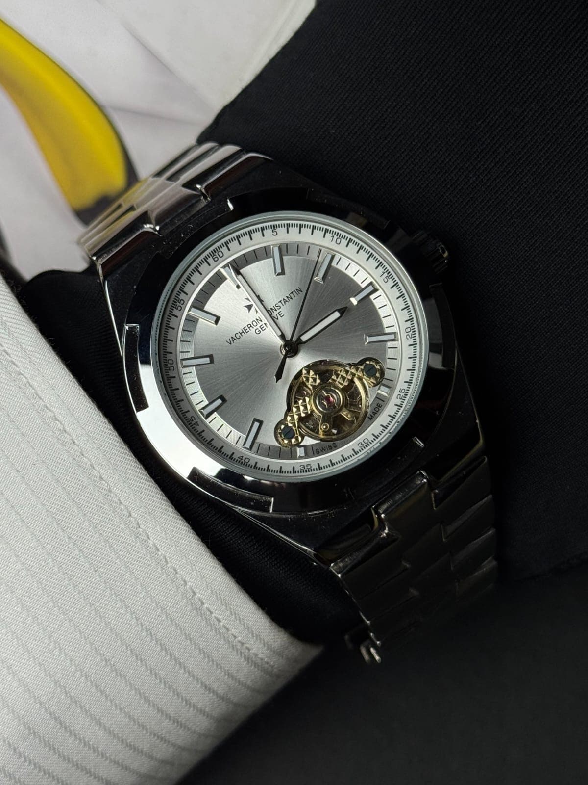 Vacheron Constantin Overseas Automatic Watch - Luxury Timepiece — image 1